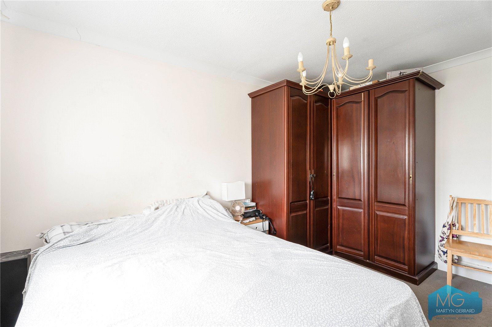 3 bedroom Terraced House for sale - Martyn Gerrard