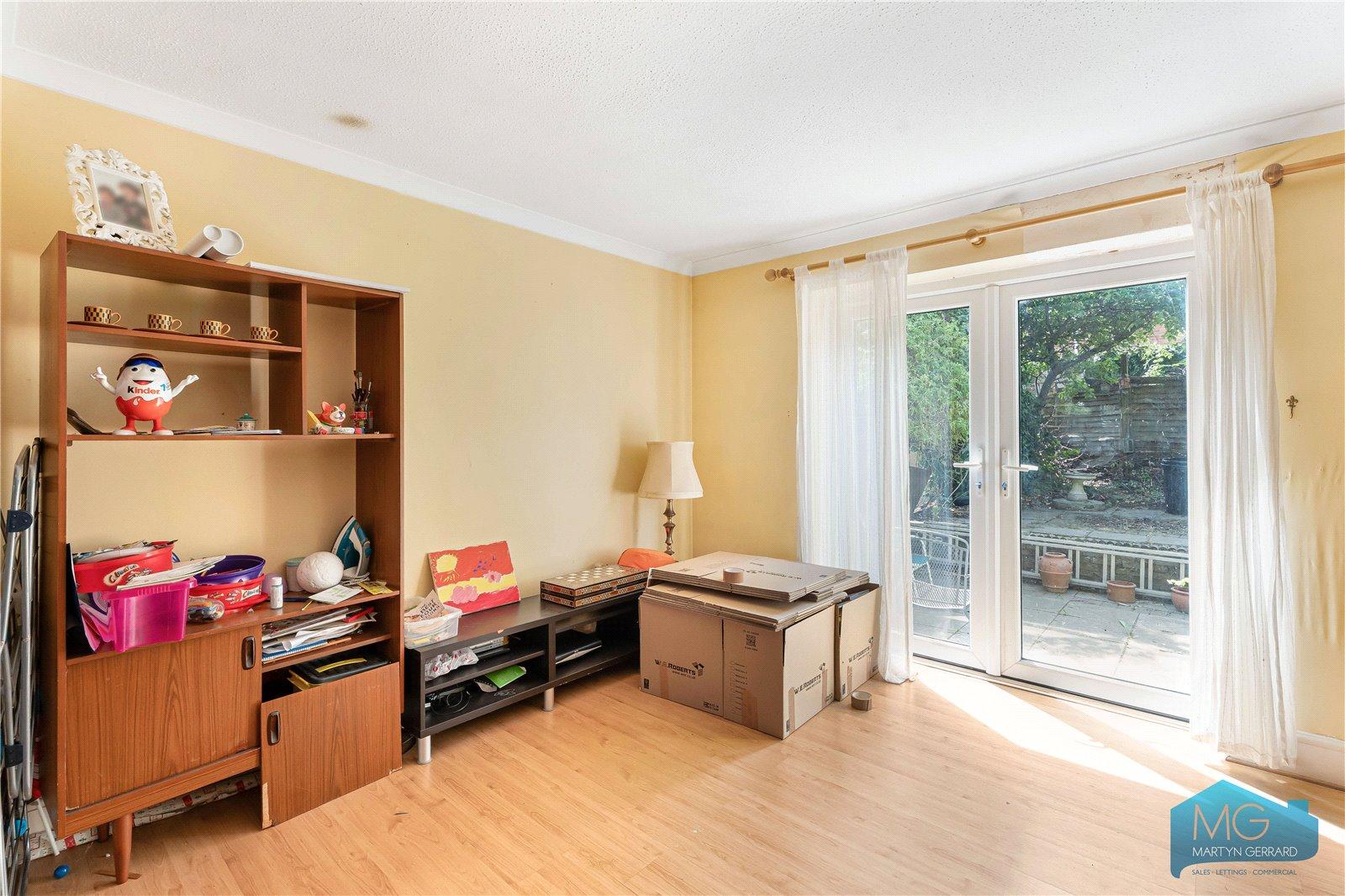 3 bedroom Terraced House for sale - Martyn Gerrard