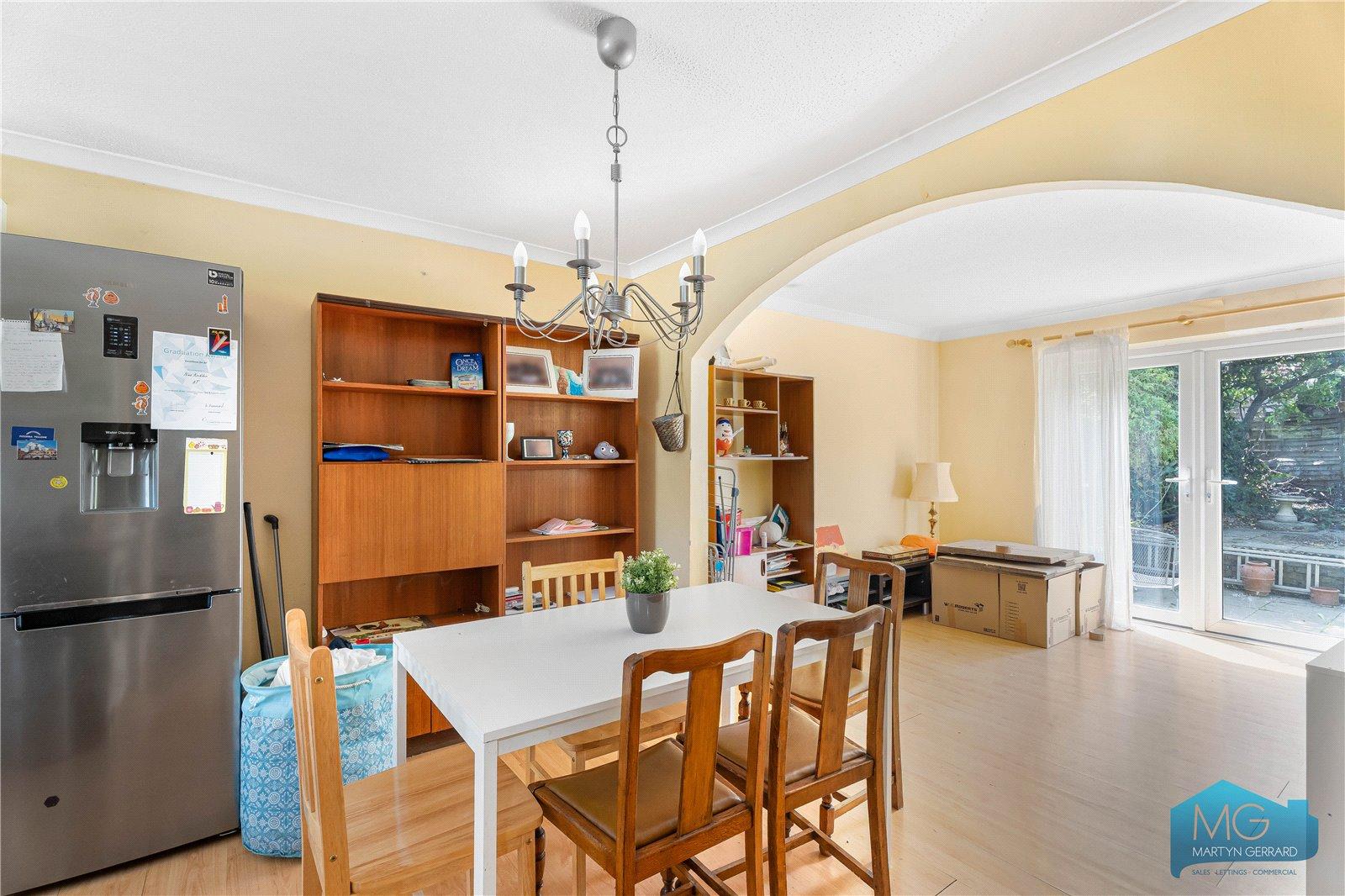 3 bedroom Terraced House for sale - Martyn Gerrard