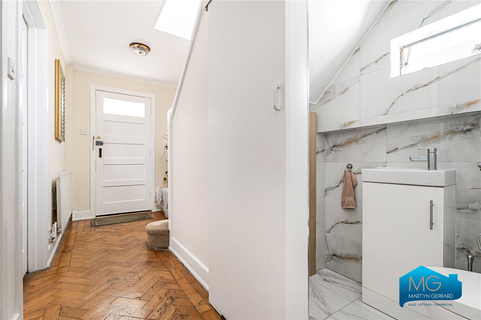 3 bedroom Semi-Detached House to rent - Martyn Gerrard