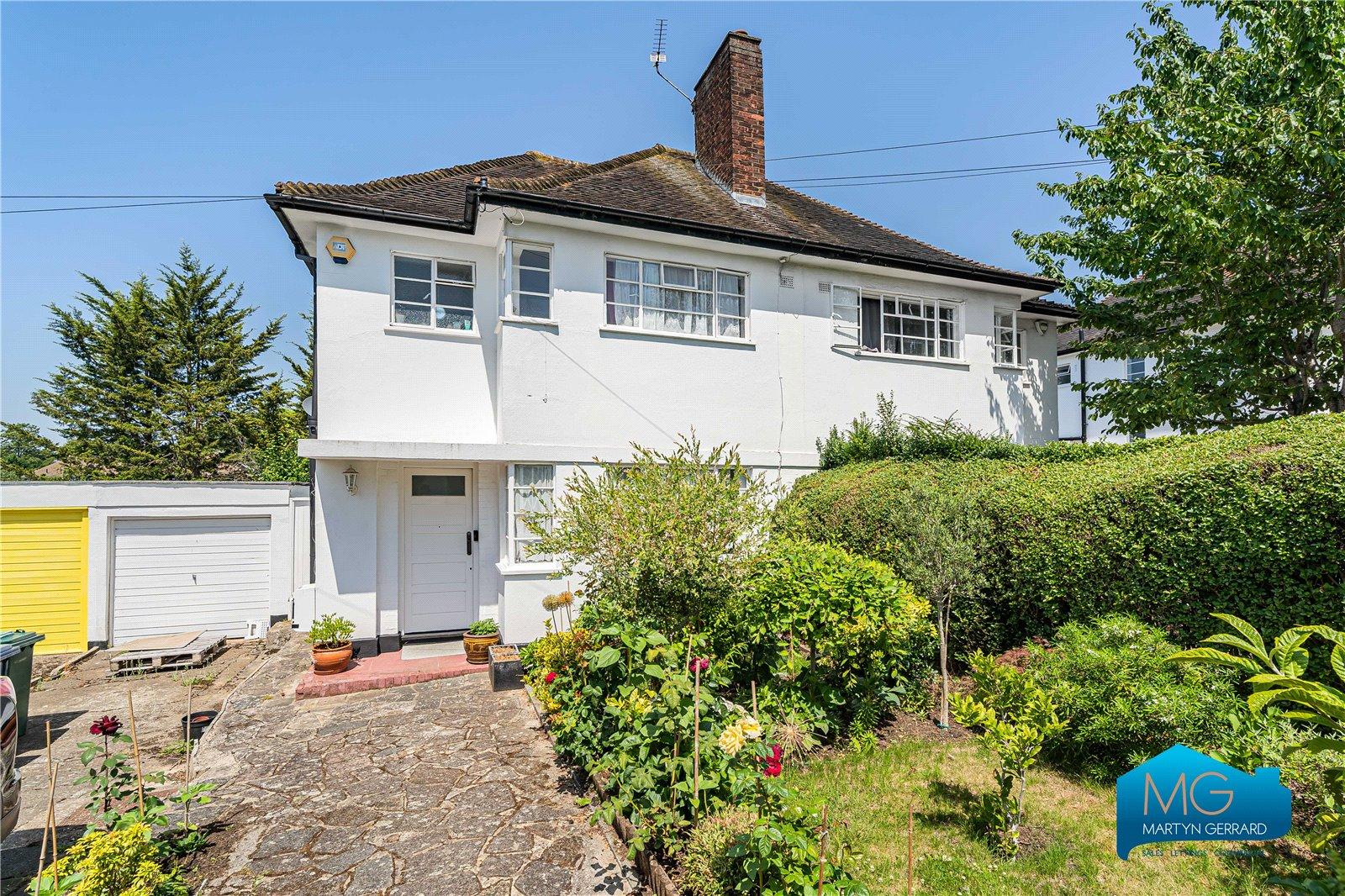 3 bedroom Semi-Detached House to rent - Martyn Gerrard