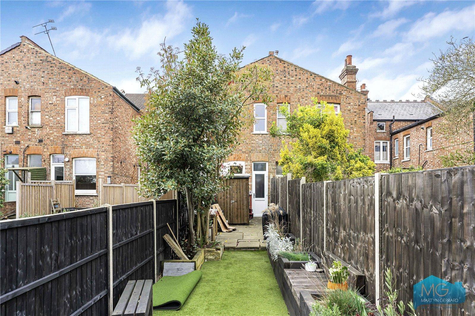 2 bedroom Maisonette to rent - Martyn Gerrard