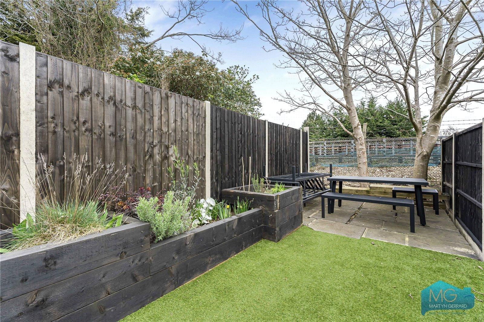 2 bedroom Maisonette to rent - Martyn Gerrard