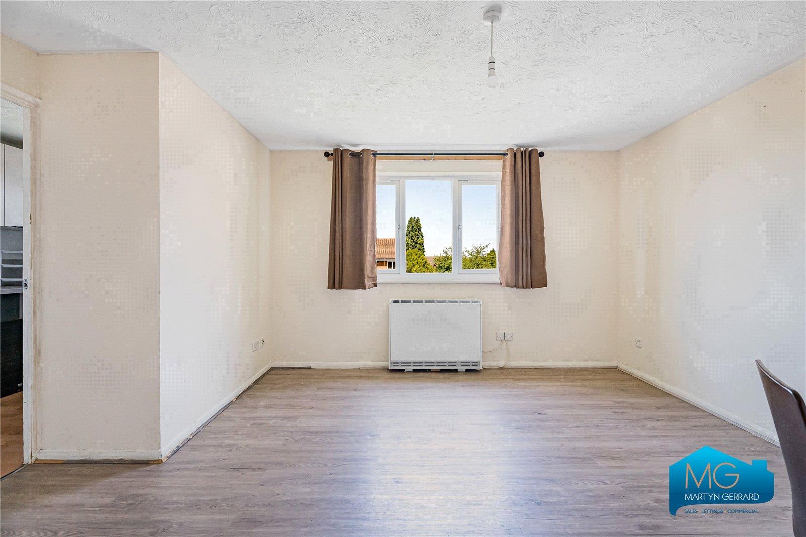 2 bedroom Apartment to rent - Martyn Gerrard