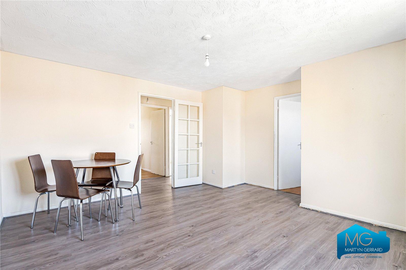 2 bedroom Apartment to rent - Martyn Gerrard
