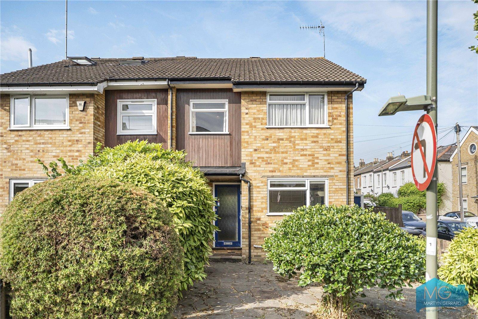3 bedroom Semi-Detached House for sale - Martyn Gerrard