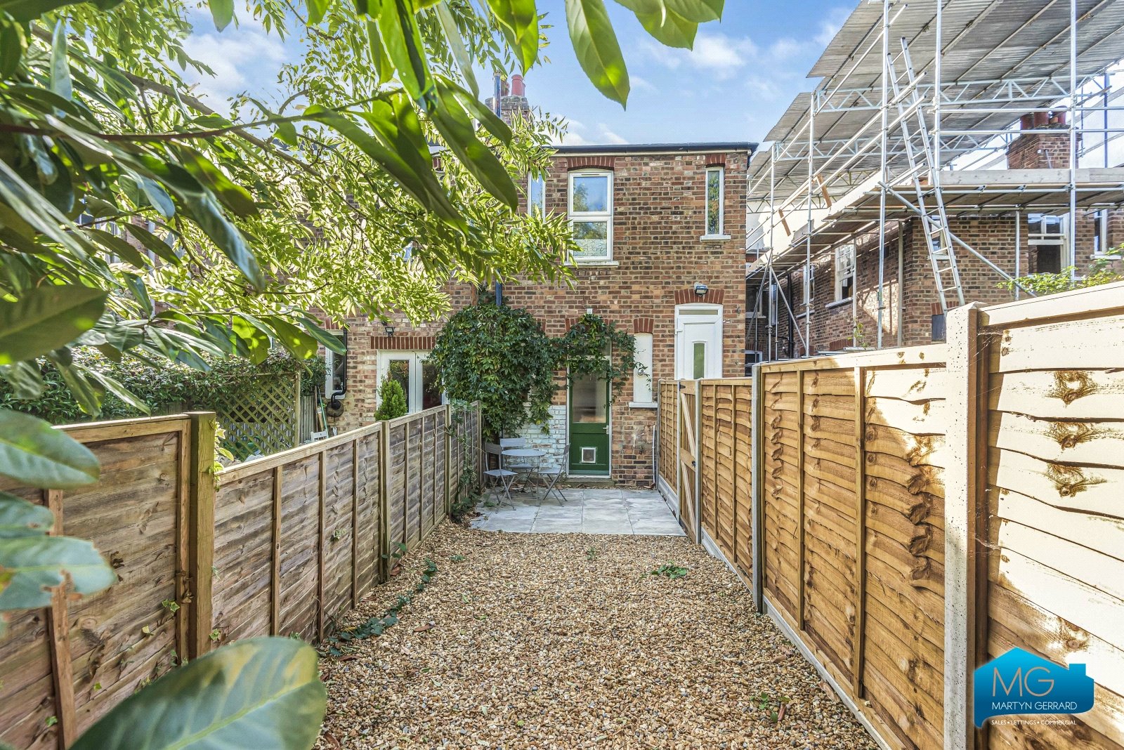 2 bedroom Ground Floor Flat for sale - Martyn Gerrard