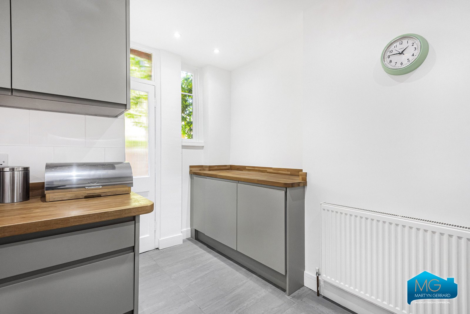 2 bedroom Ground Floor Flat for sale - Martyn Gerrard