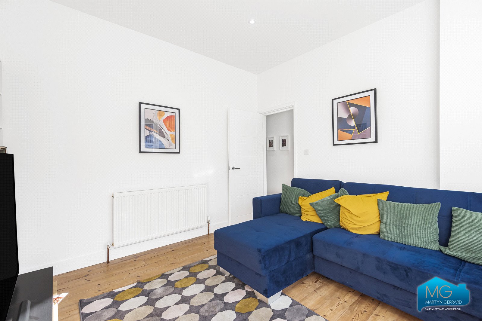2 bedroom Ground Floor Flat for sale - Martyn Gerrard