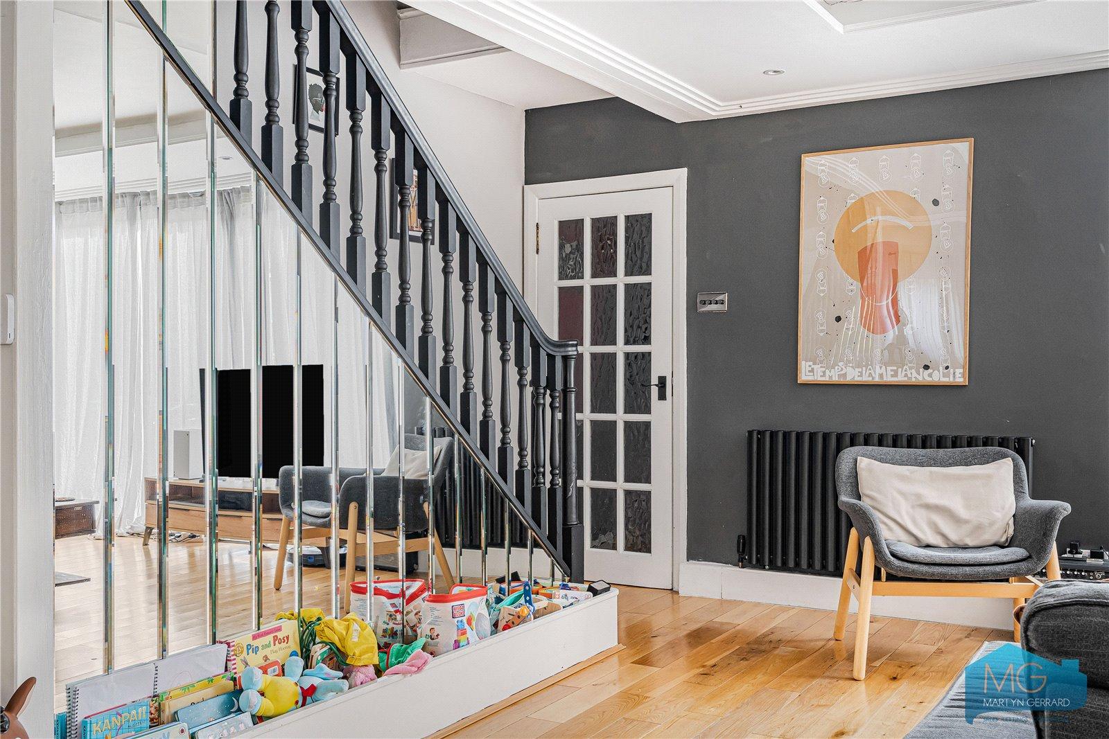 4 bedroom End of Terrace House for sale - Martyn Gerrard