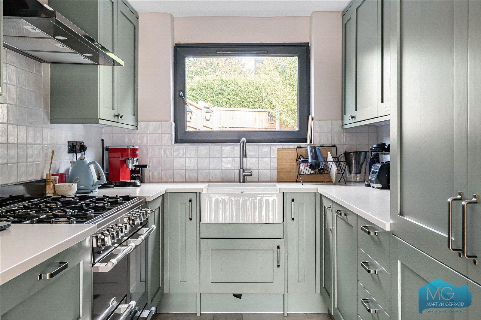 4 bedroom End of Terrace House for sale - Martyn Gerrard
