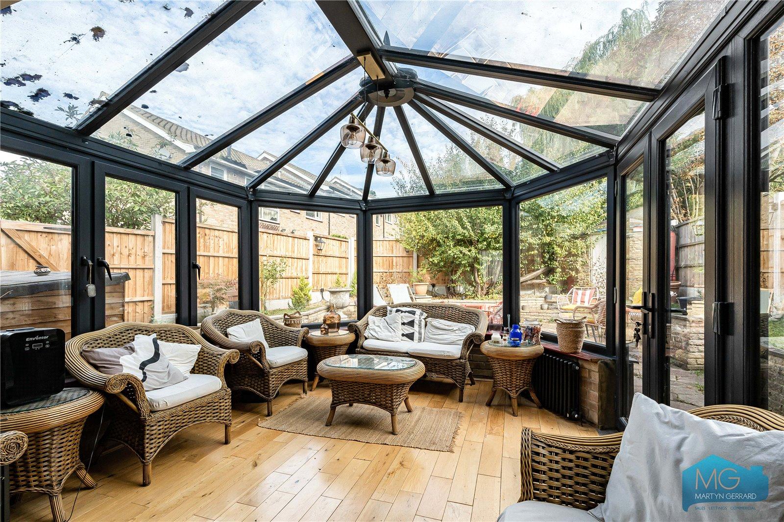 4 bedroom End of Terrace House for sale - Martyn Gerrard