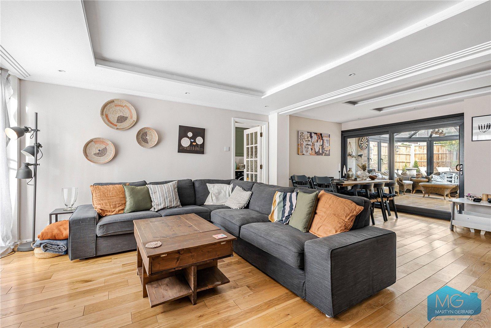 4 bedroom End of Terrace House for sale - Martyn Gerrard