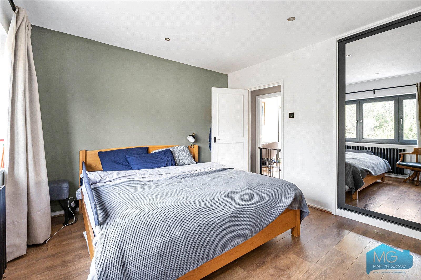 4 bedroom End of Terrace House for sale - Martyn Gerrard