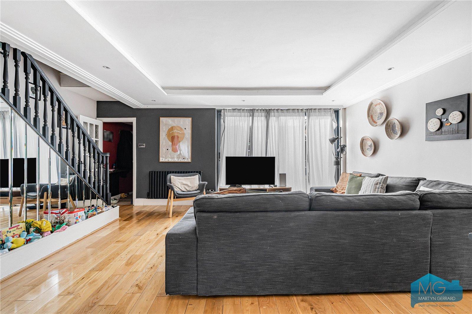 4 bedroom End of Terrace House for sale - Martyn Gerrard