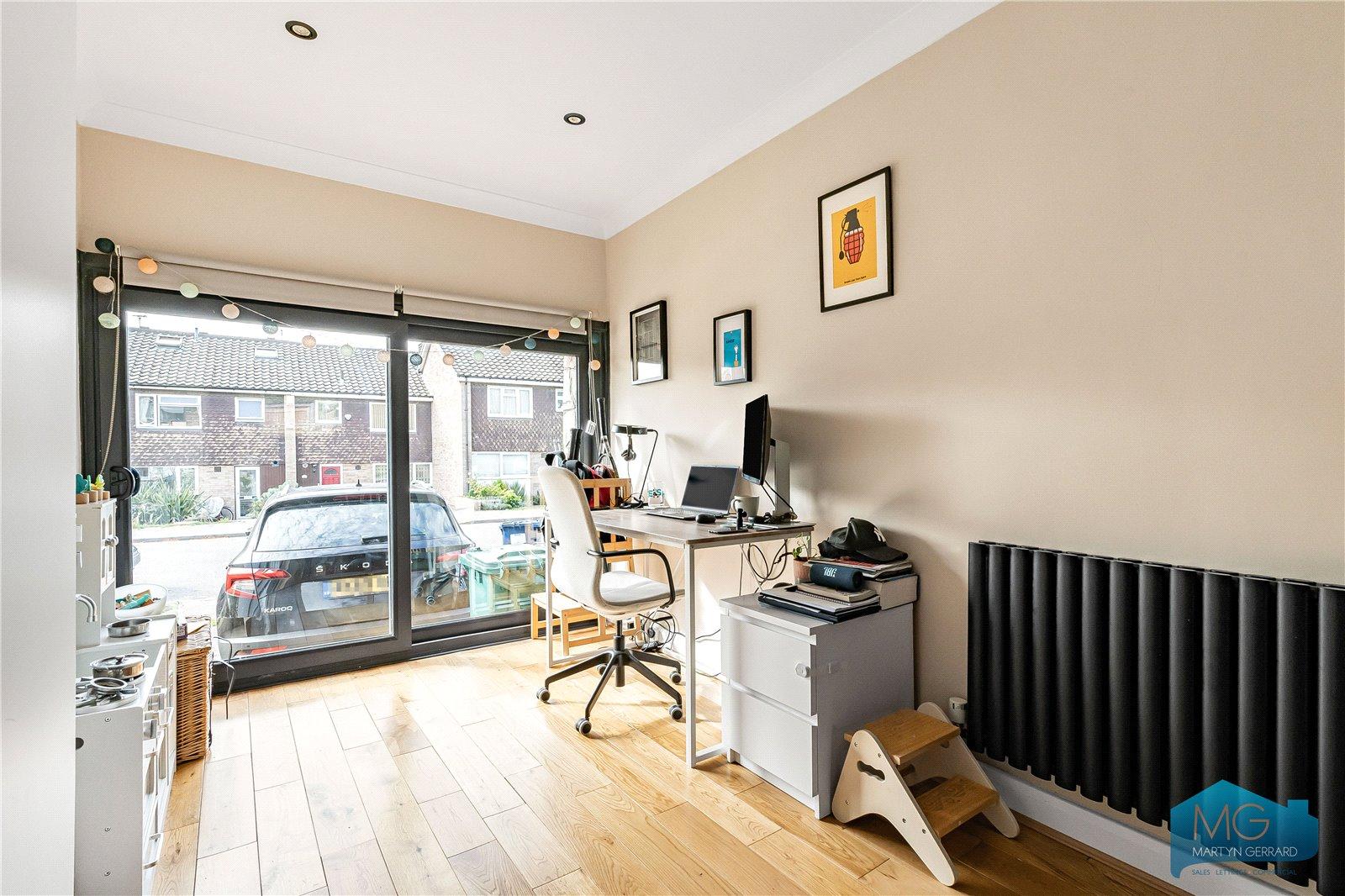 4 bedroom End of Terrace House for sale - Martyn Gerrard