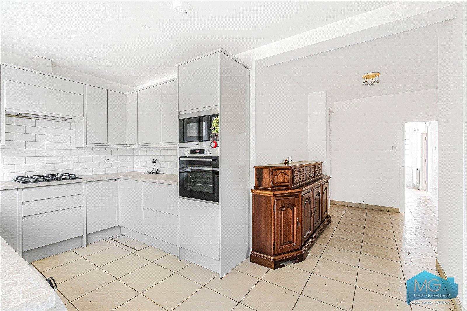 5 bedroom Semi-Detached House for sale - Martyn Gerrard