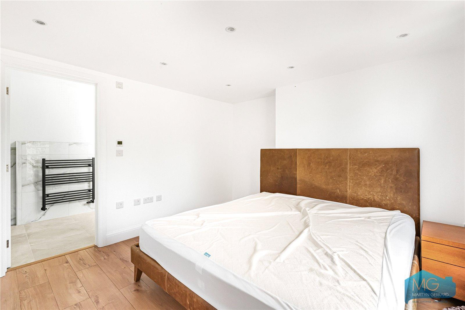 5 bedroom Semi-Detached House for sale - Martyn Gerrard