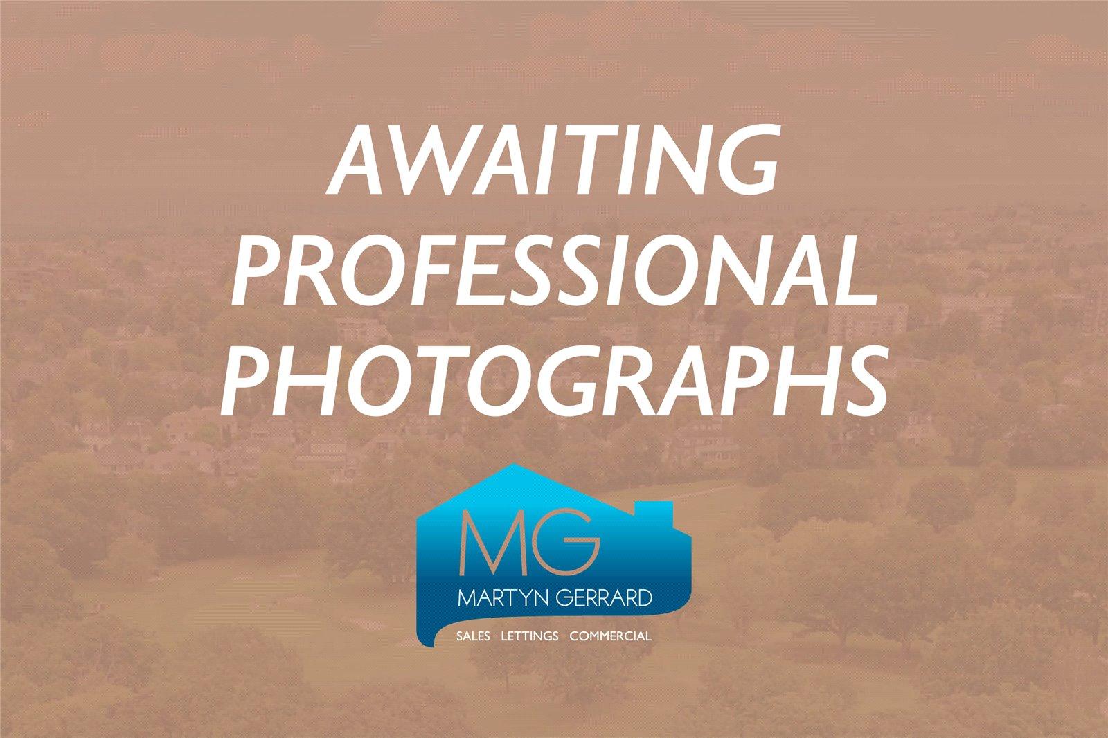 Lyttelton Road, London, N2+  - Martyn Gerrard