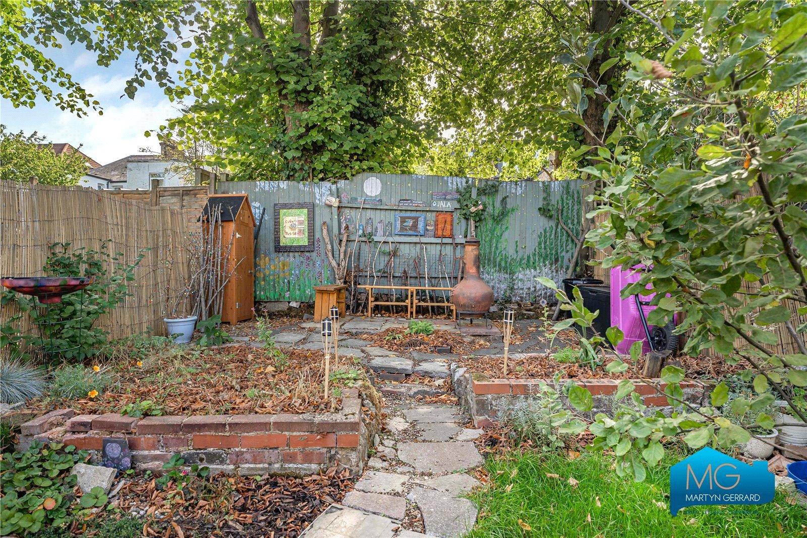 4 bedroom Terraced House for sale - Martyn Gerrard