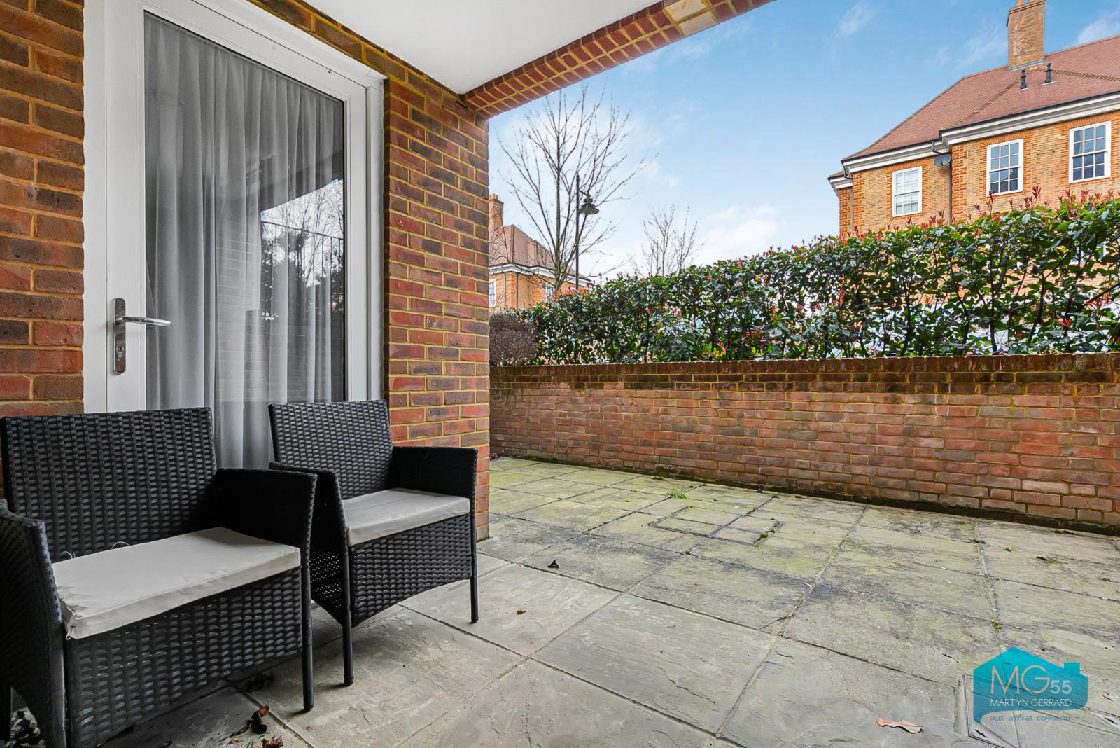 1 bedroom Ground Floor Flat to rent - Martyn Gerrard
