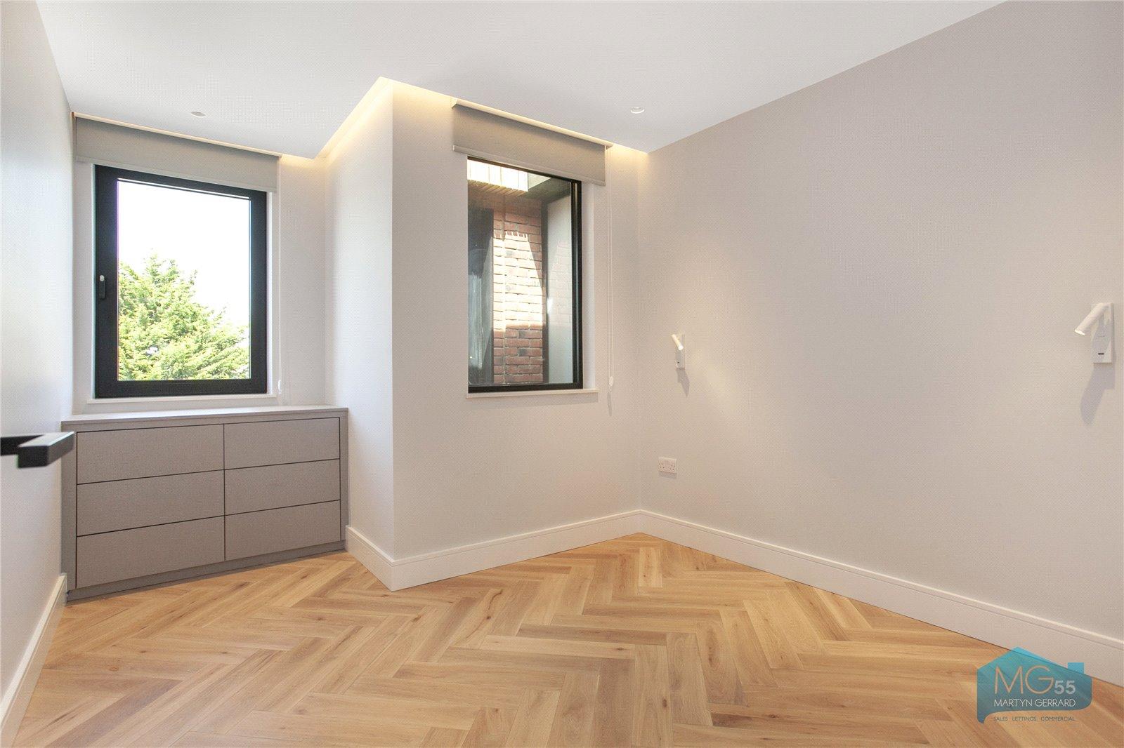 1 bedroom Apartment to rent - Martyn Gerrard