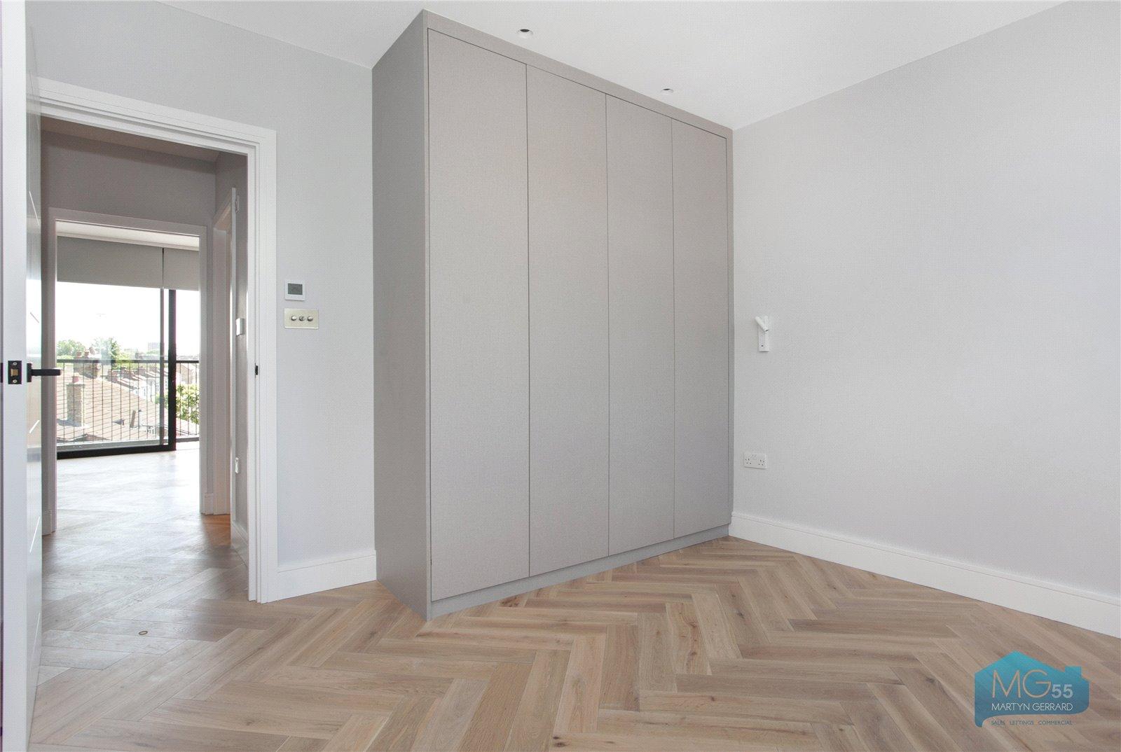 1 bedroom Apartment to rent - Martyn Gerrard