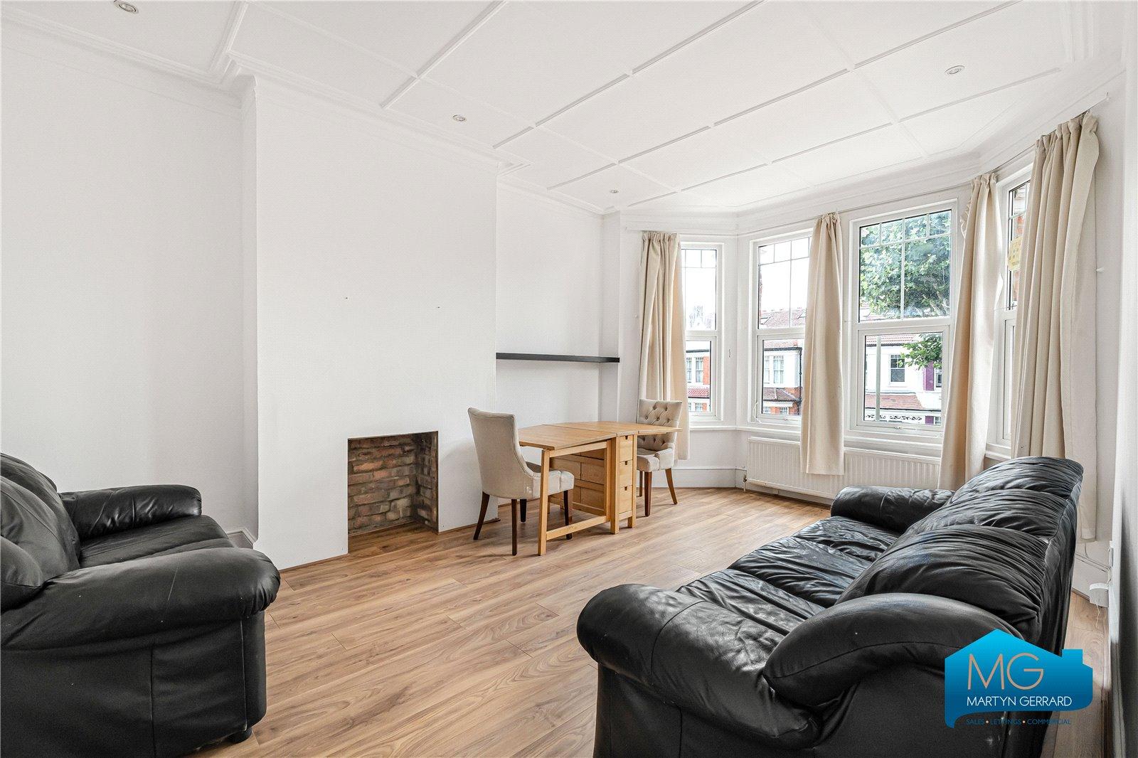 4 bedroom Apartment to rent - Martyn Gerrard