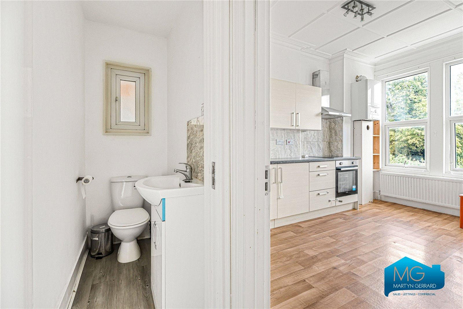 4 bedroom Apartment to rent - Martyn Gerrard
