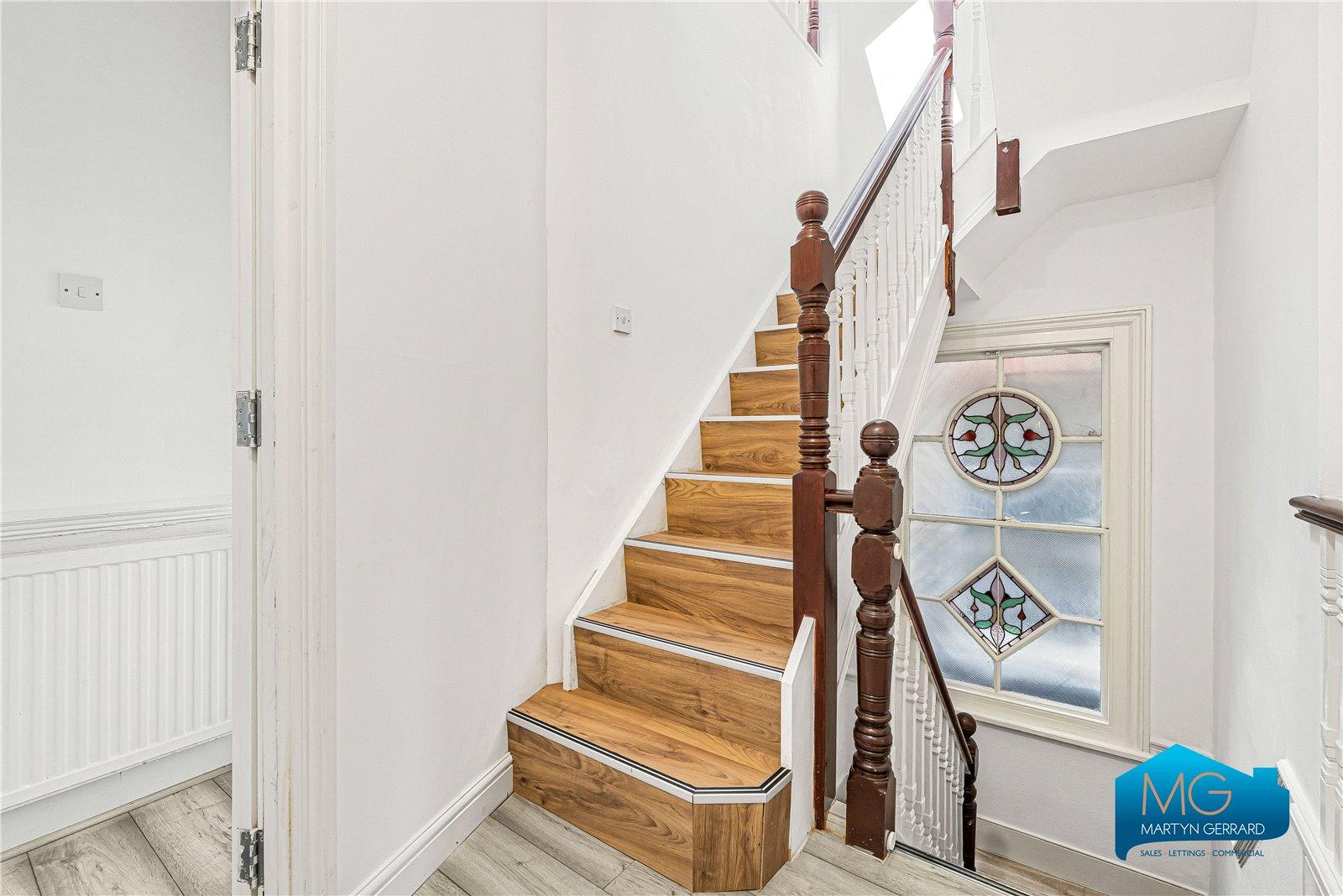 4 bedroom Apartment to rent - Martyn Gerrard