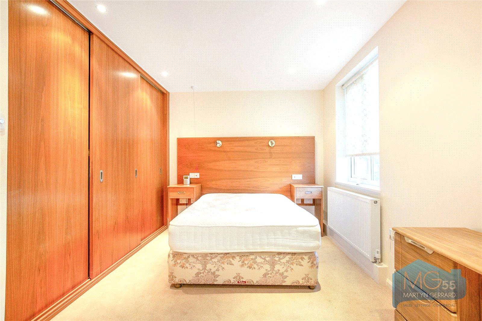 1 bedroom Apartment to rent - Martyn Gerrard