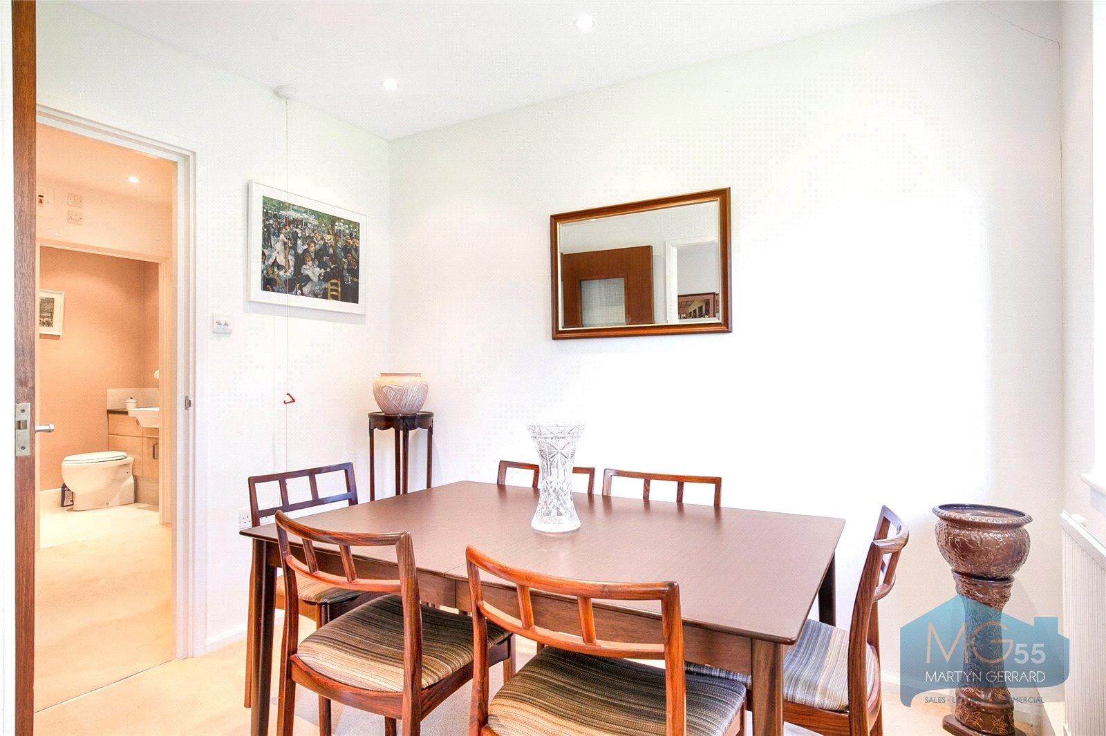1 bedroom Apartment to rent - Martyn Gerrard