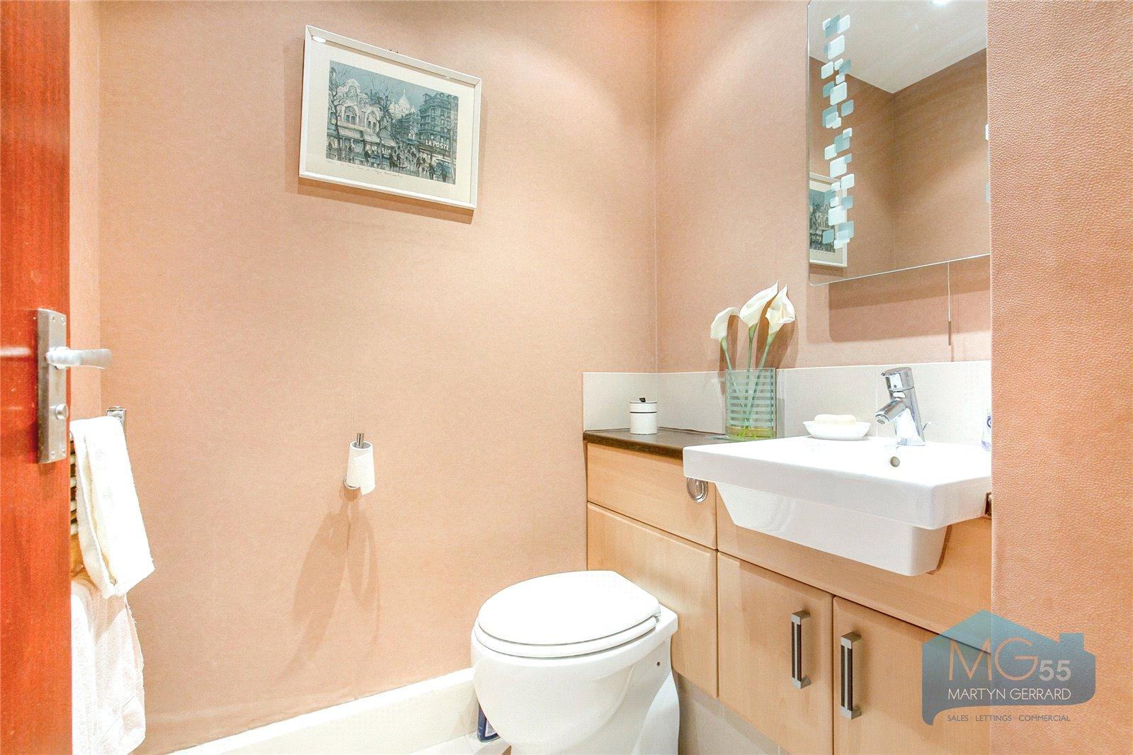 1 bedroom Apartment to rent - Martyn Gerrard