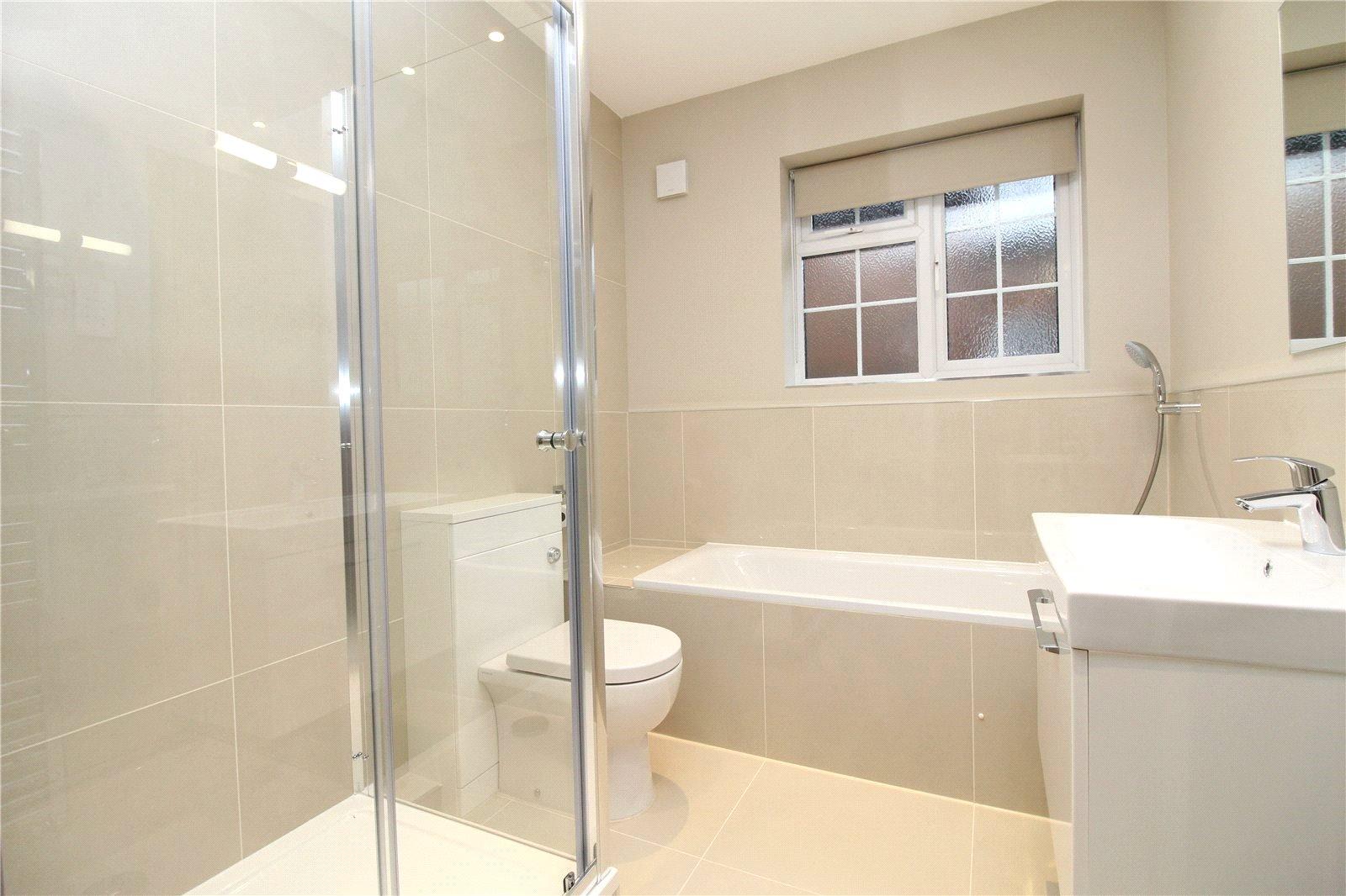 2 bedroom Apartment to rent - Martyn Gerrard