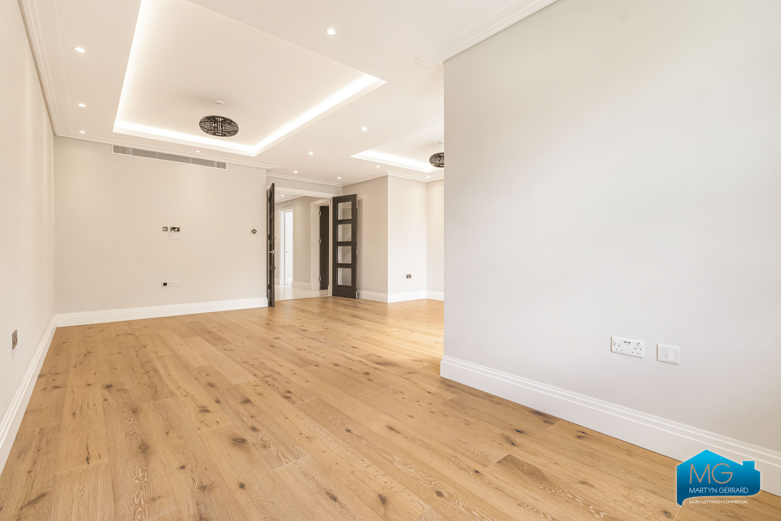 3 bedroom Apartment to rent - Martyn Gerrard