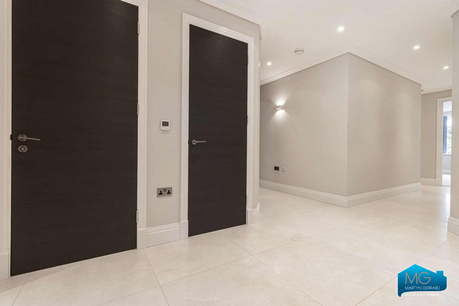 3 bedroom Apartment to rent - Martyn Gerrard