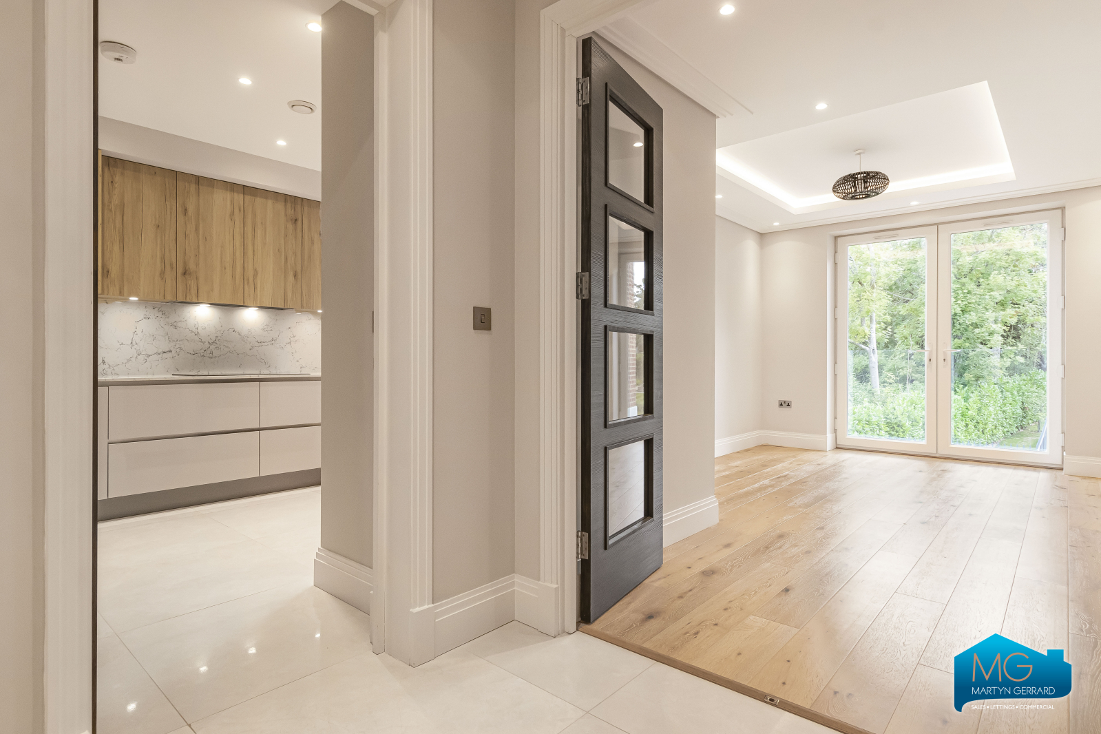 3 bedroom Apartment to rent - Martyn Gerrard