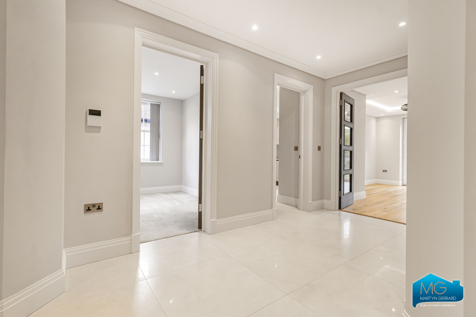 3 bedroom Apartment to rent - Martyn Gerrard