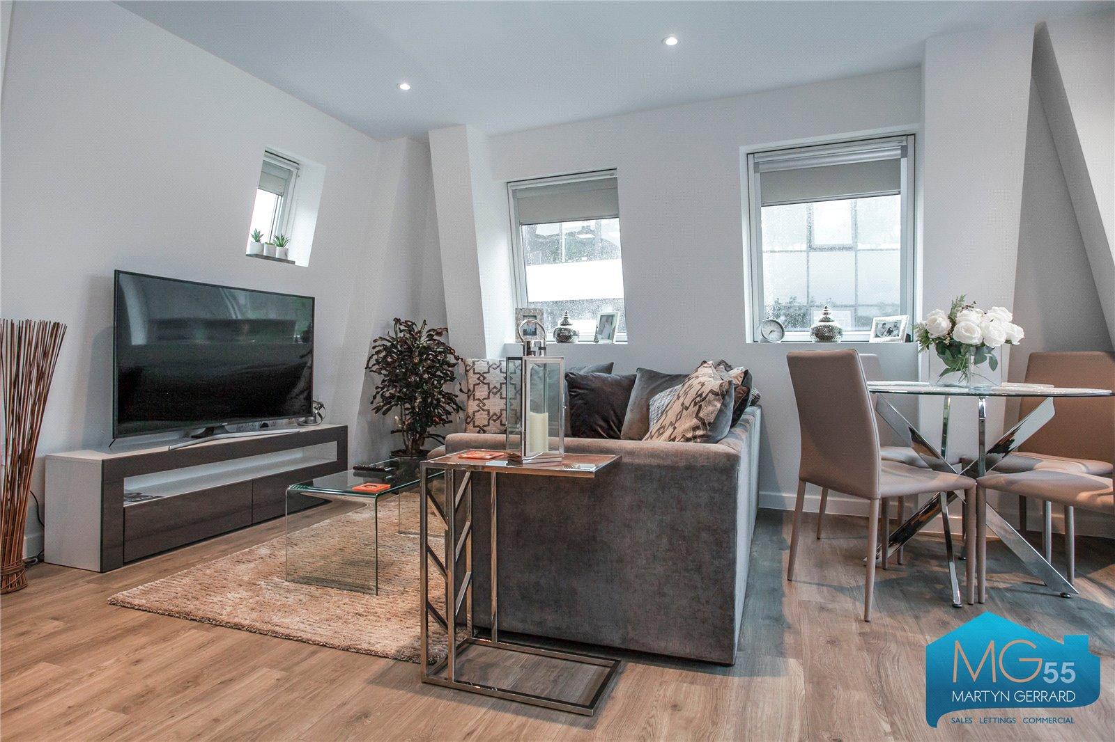 2 bedroom Apartment to rent - Martyn Gerrard