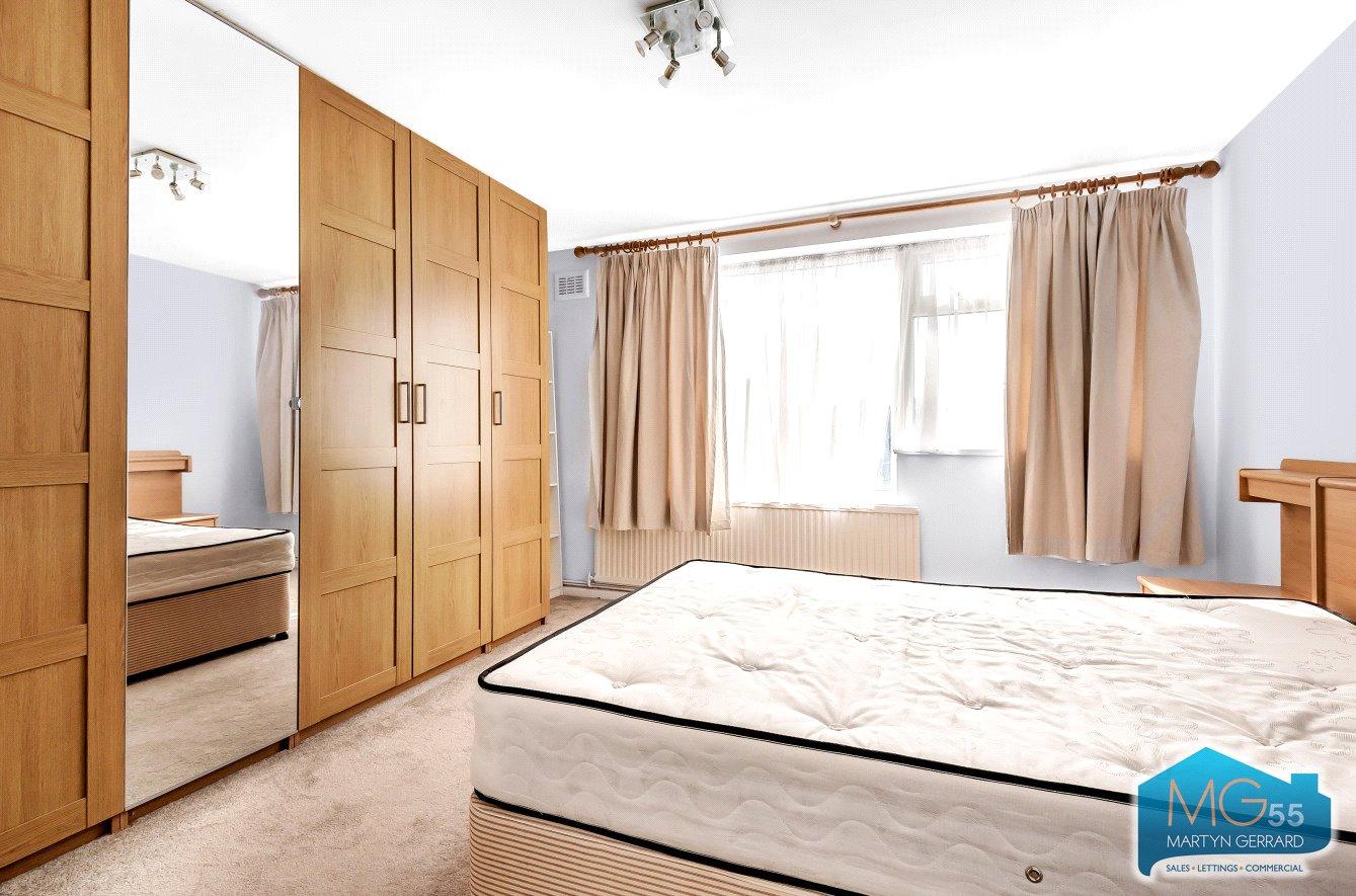 2 bedroom Apartment to rent - Martyn Gerrard