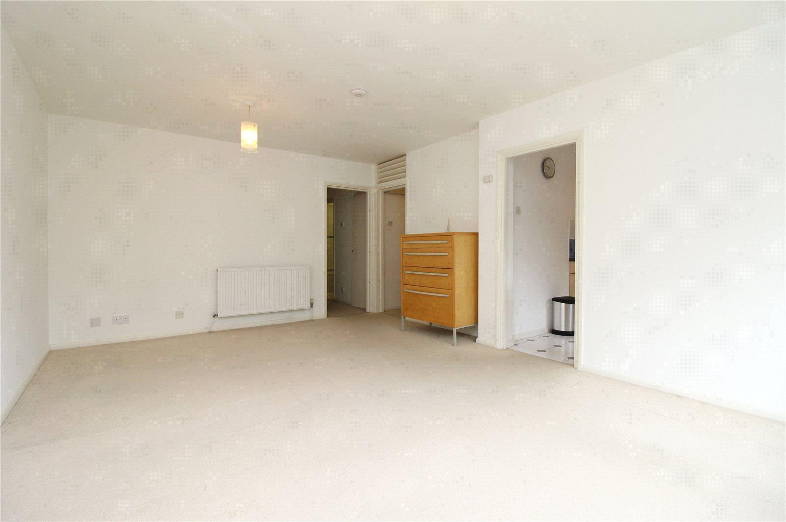 Apartment to rent - Martyn Gerrard