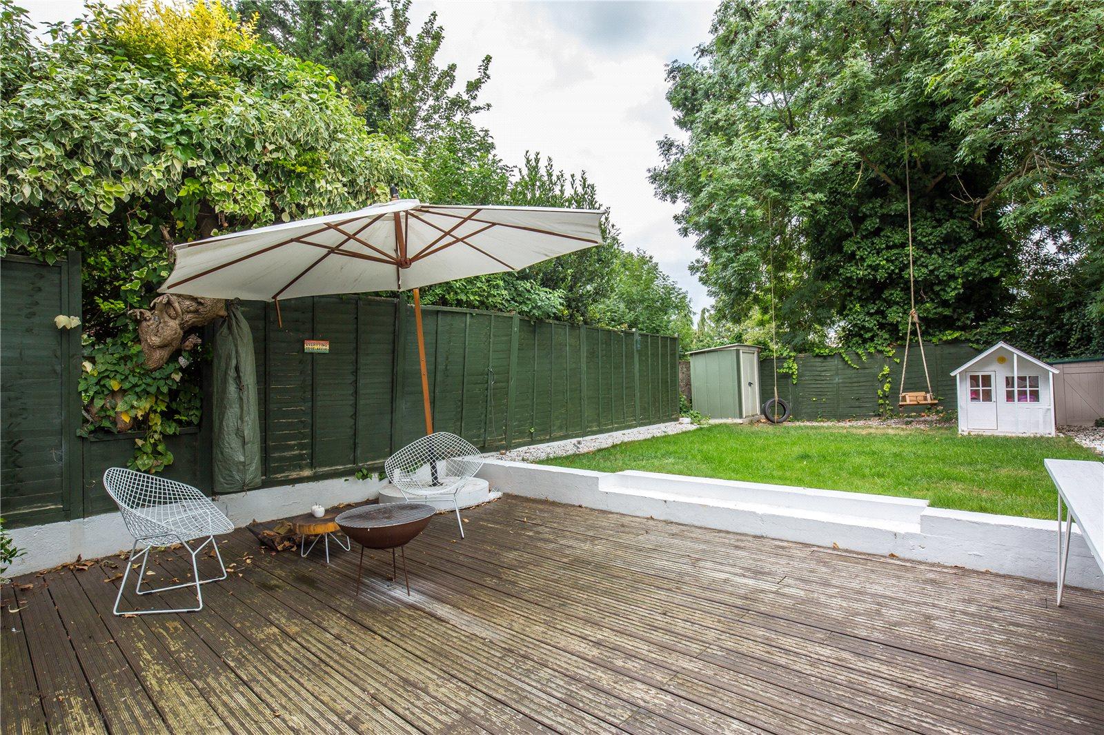 3 bedroom Apartment to rent - Martyn Gerrard
