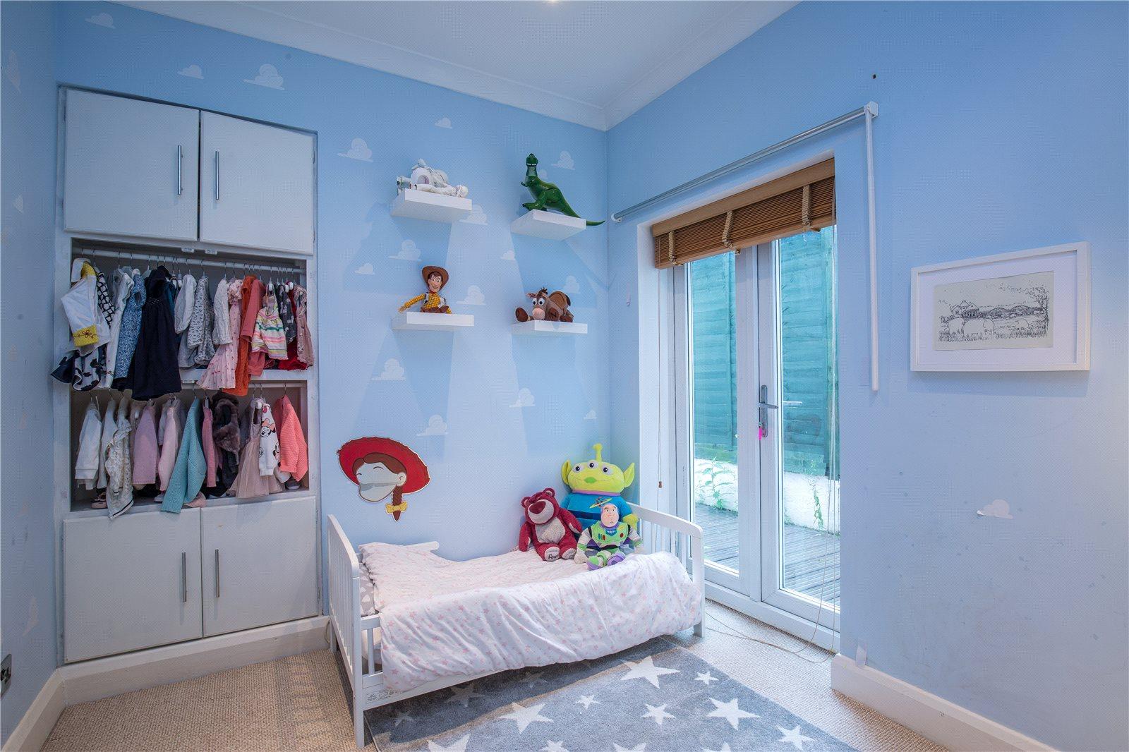 3 bedroom Apartment to rent - Martyn Gerrard