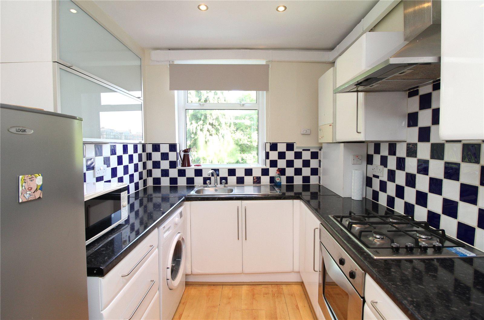 1 bedroom Apartment to rent - Martyn Gerrard