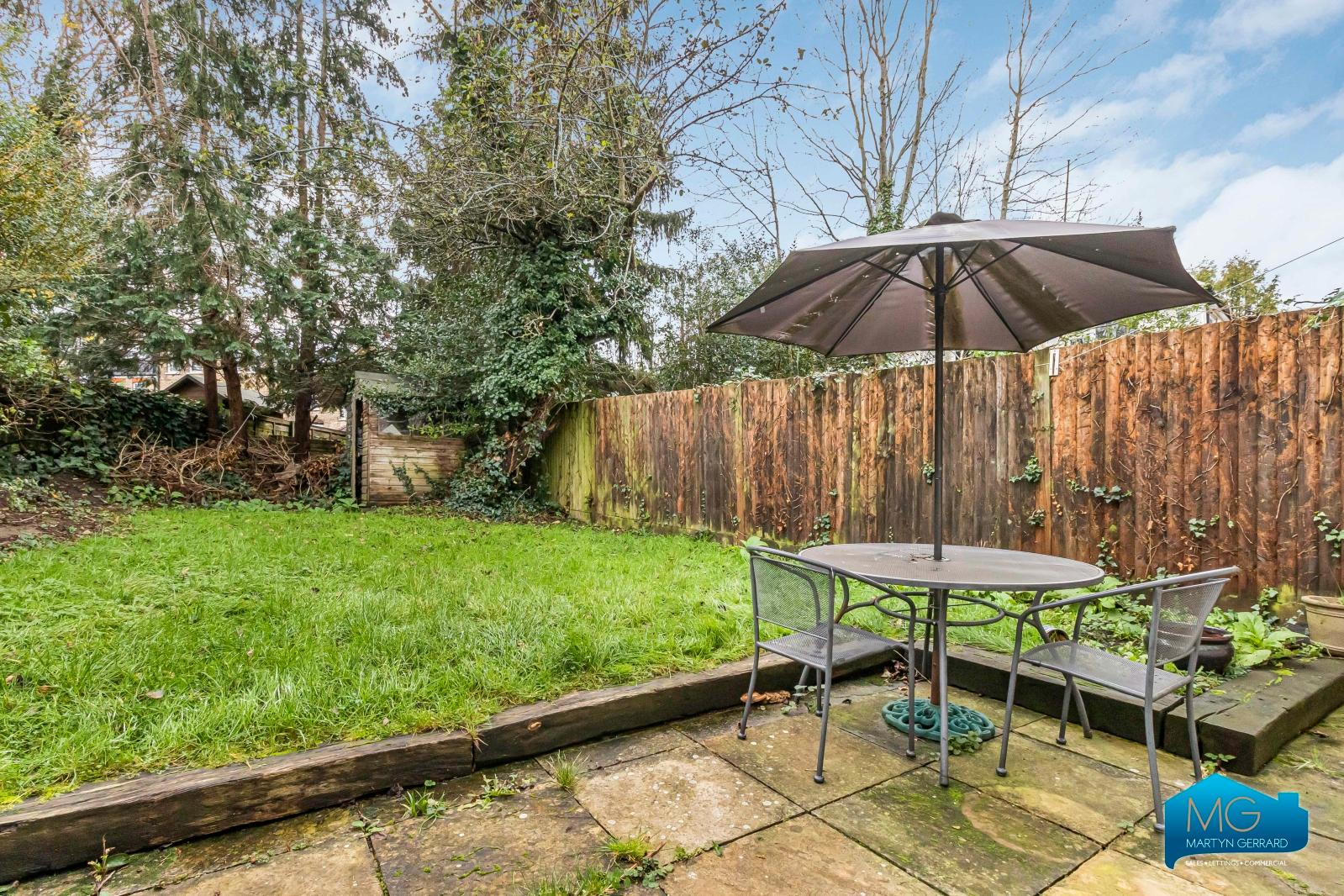 2 bedroom Ground Floor Flat to rent - Martyn Gerrard