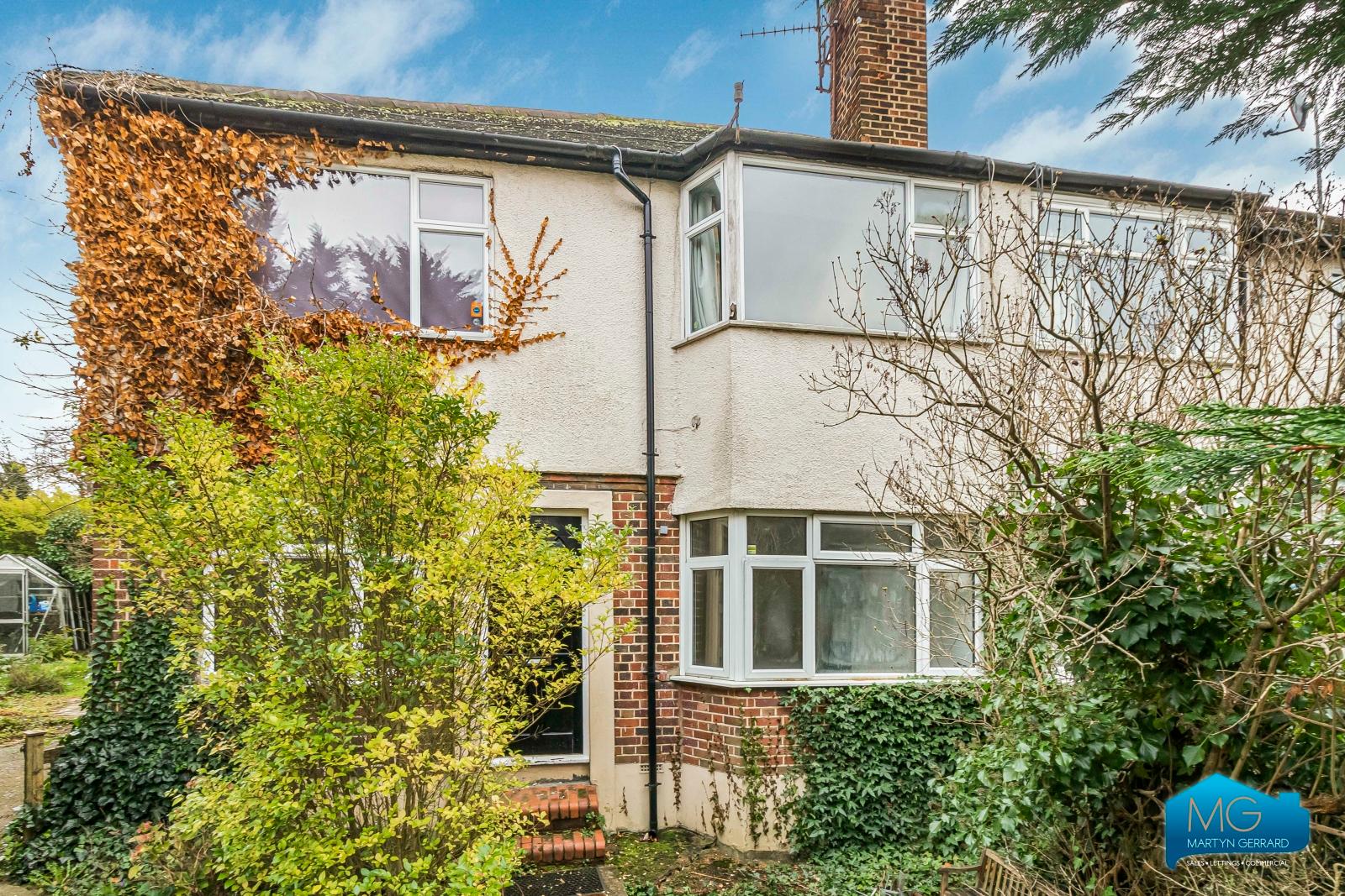 2 bedroom Ground Floor Flat to rent - Martyn Gerrard
