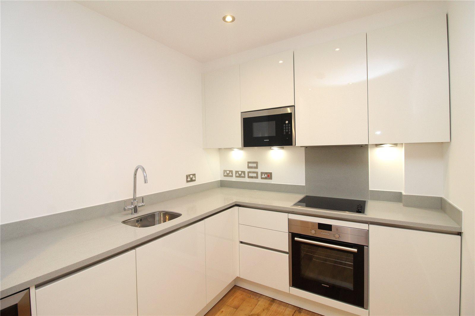1 bedroom Apartment to rent - Martyn Gerrard