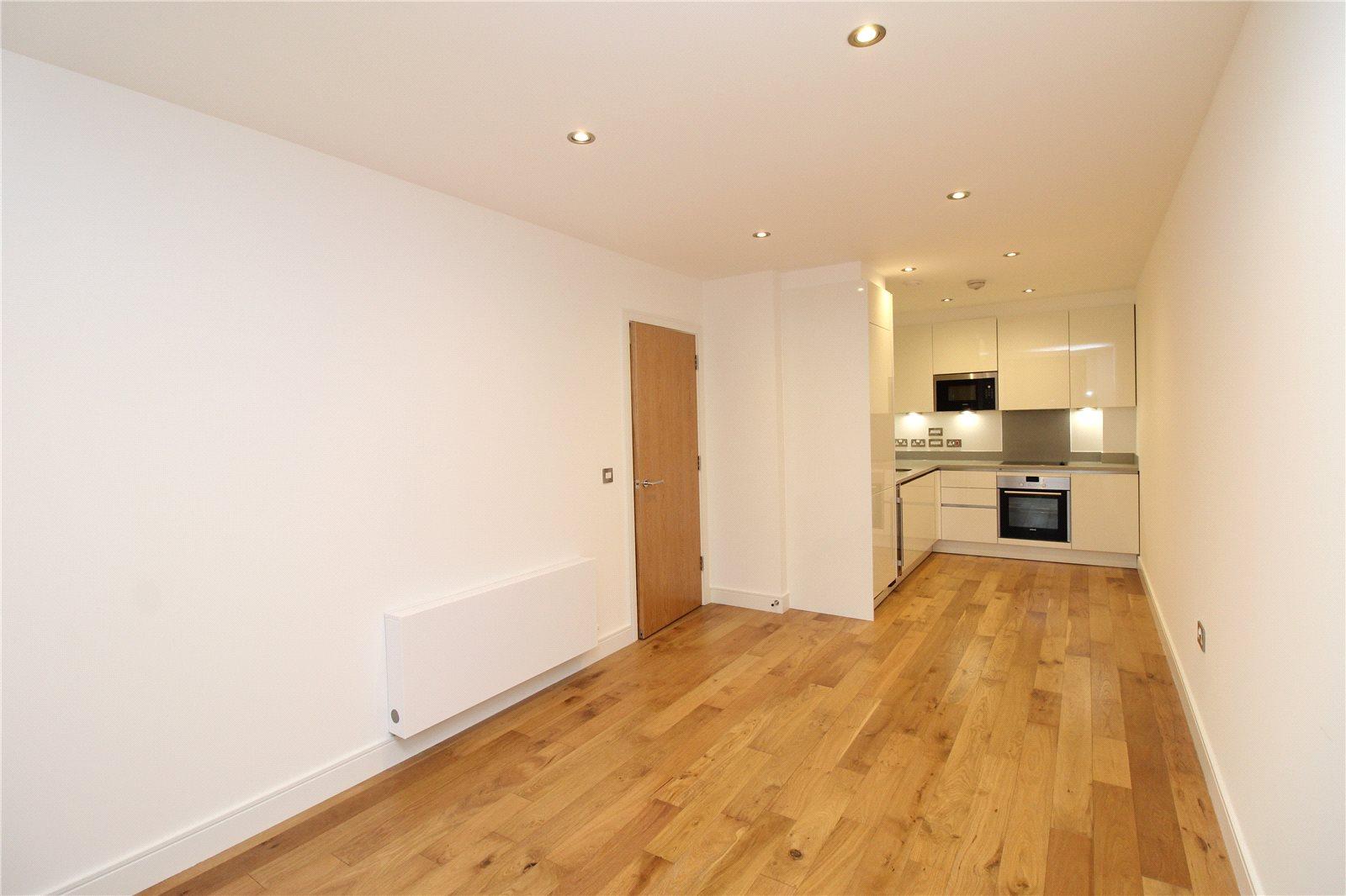 1 bedroom Apartment to rent - Martyn Gerrard