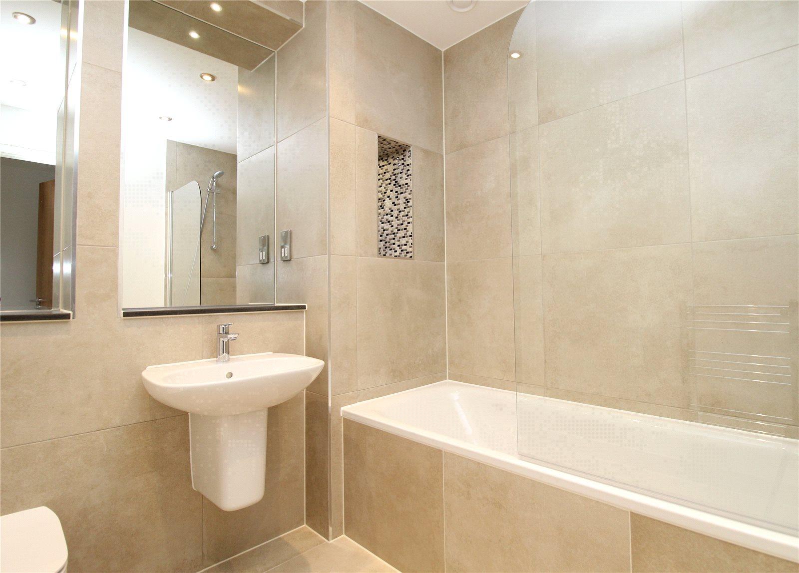 1 bedroom Apartment to rent - Martyn Gerrard