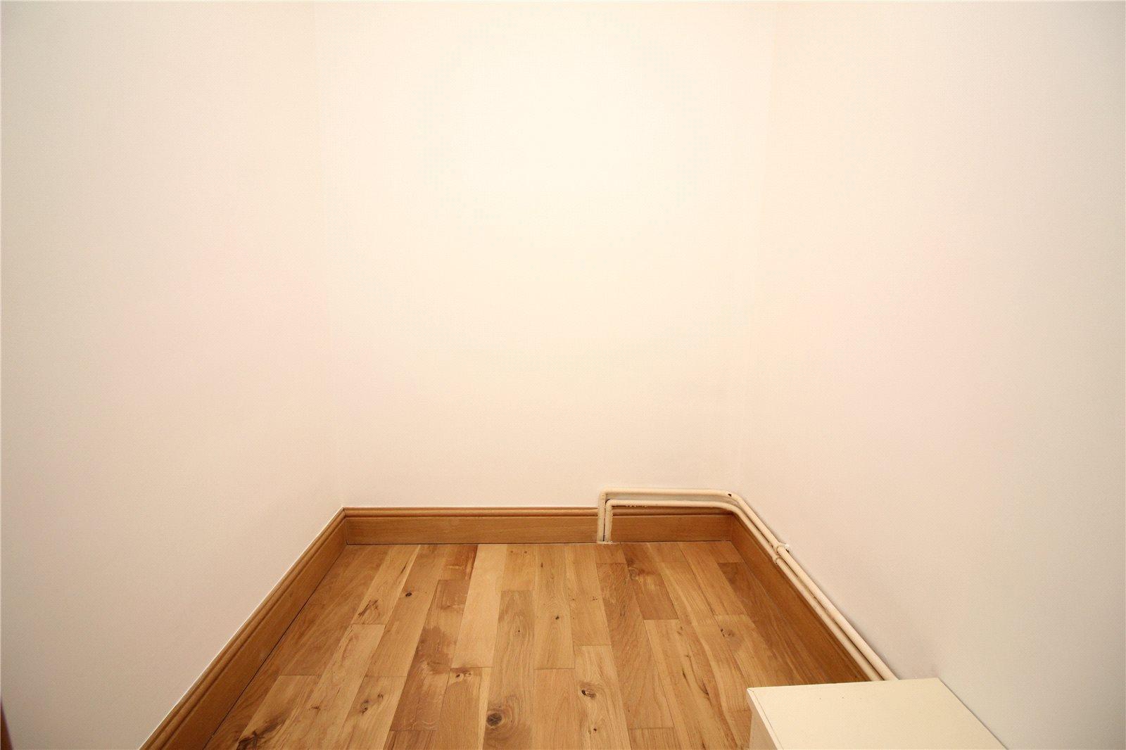 2 bedroom Ground Floor Flat to rent - Martyn Gerrard